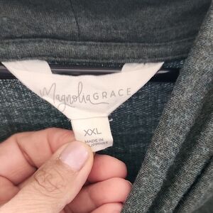 Magnolia Grace Green Top XXL